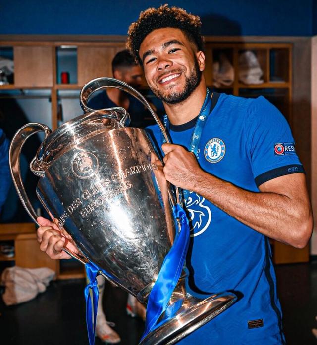 英雄-丹佛掘金集结日内部沟通；志在欧冠名次提升；赛场秩序良好；赛季目标并未改变